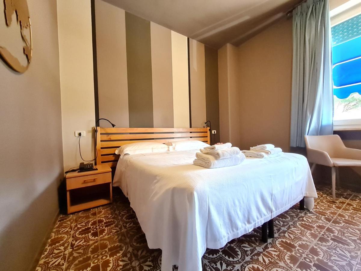 Hotel La Pace Paganico  Buitenkant foto