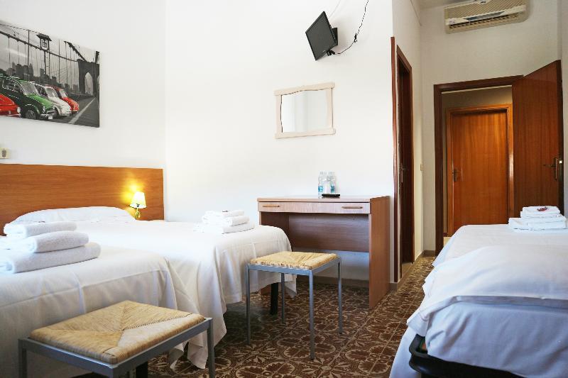 Hotel La Pace Paganico  Buitenkant foto